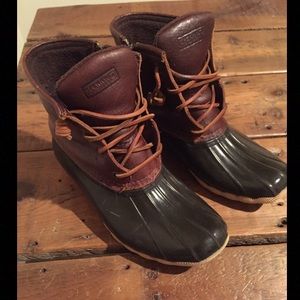Women’s Sperry Duck Boots!